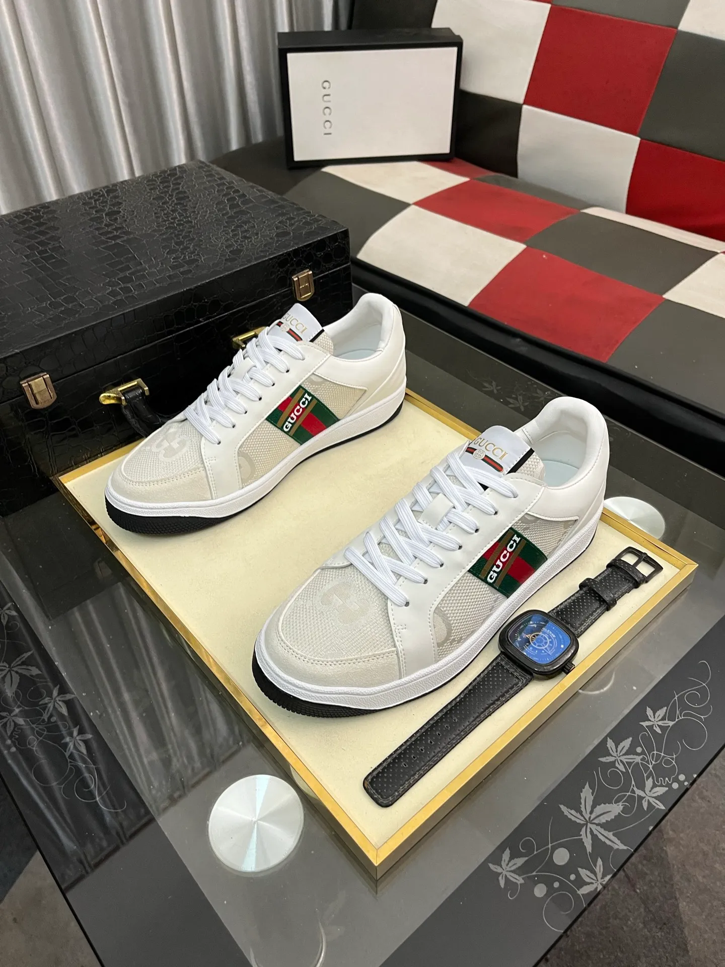 Men's Men's Shoes 💰400⌚️⌚️【GUCCI】Gucci men's latest white shoe series casual shoes! The official website is built 1:1. Upper: Made of imported cowhide, with electric embroidery ➕Inner lining: Made of high-quality first-layer pigskin, soft and comfortable. Picky material selection and exquisite workmanship give you the best enjoyment. Size: 38-444️⃣Colors available